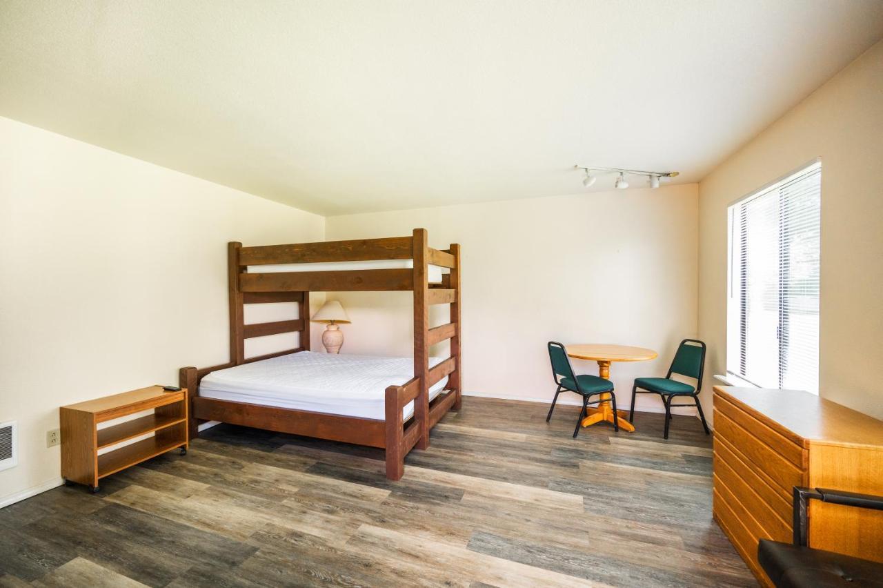 Redwood Meadows Rv Resort Crescent City Εξωτερικό φωτογραφία