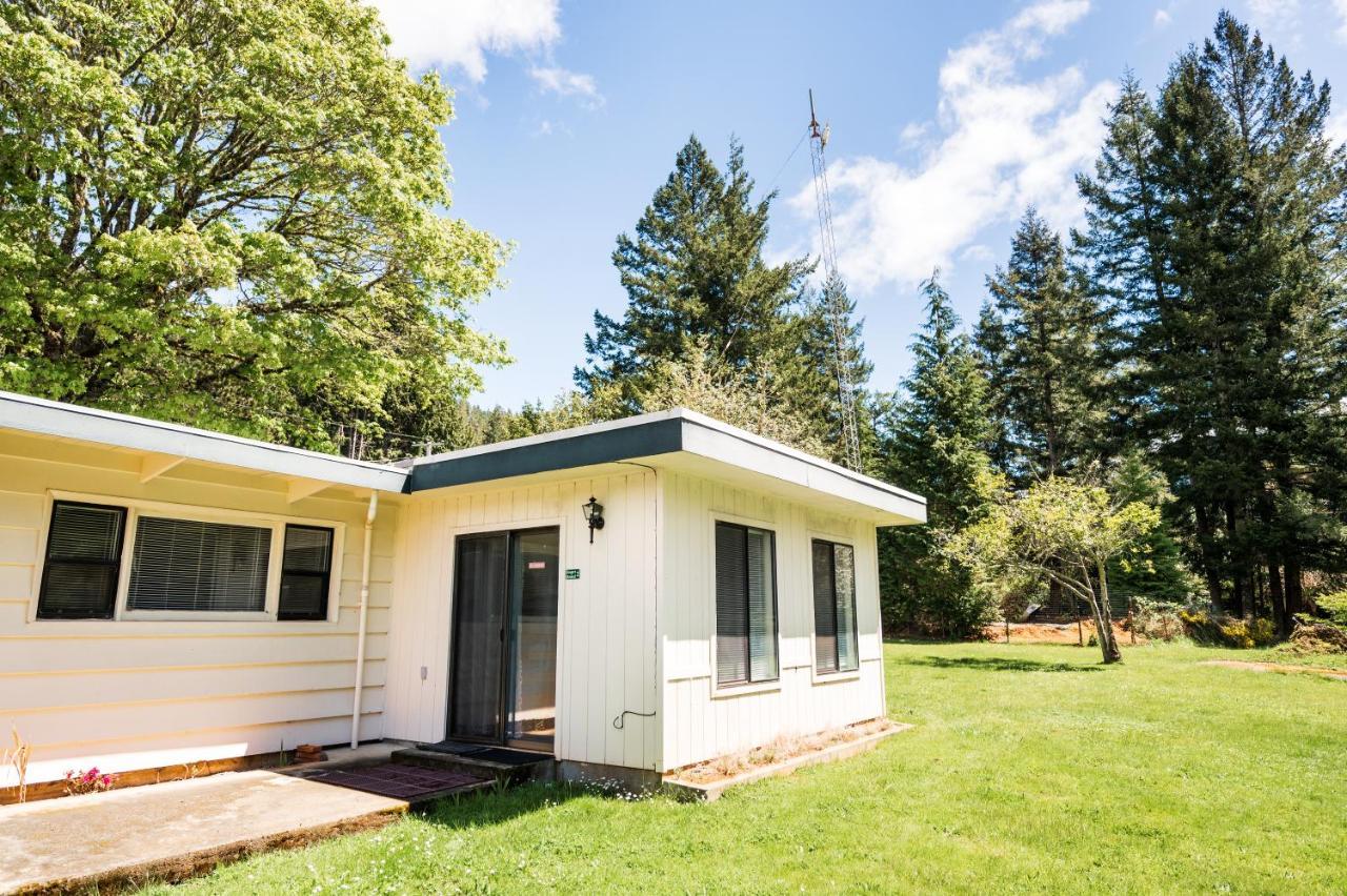 Redwood Meadows Rv Resort Crescent City Εξωτερικό φωτογραφία