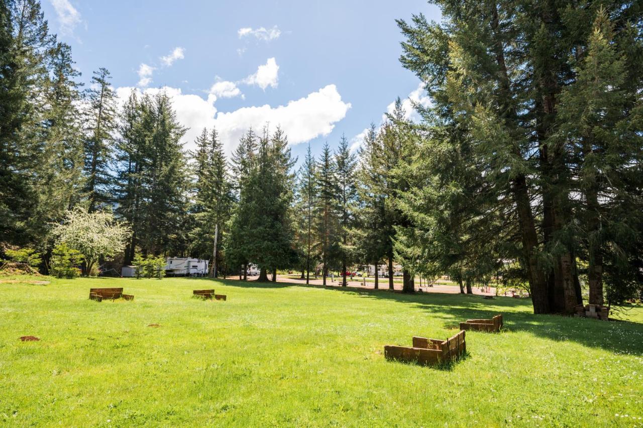 Redwood Meadows Rv Resort Crescent City Εξωτερικό φωτογραφία
